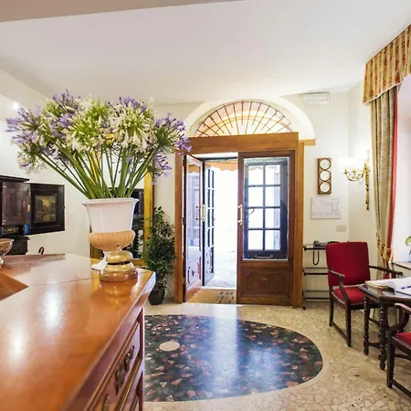 Hotel Due Torri Rome